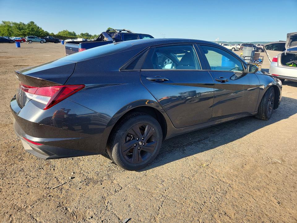 Продажа на аукционе авто 2022 Hyundai Elantra, vin: 5NPLM4AG4NH075881, номер лота: 61676226