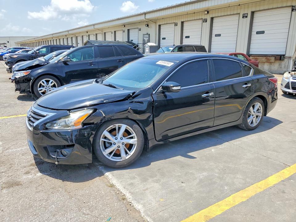 2015 Nissan Altima მანქანა იყიდება აუქციონზე, vin: 1N4AL3AP4FC584246, აუქციონის ნომერი: 85966565