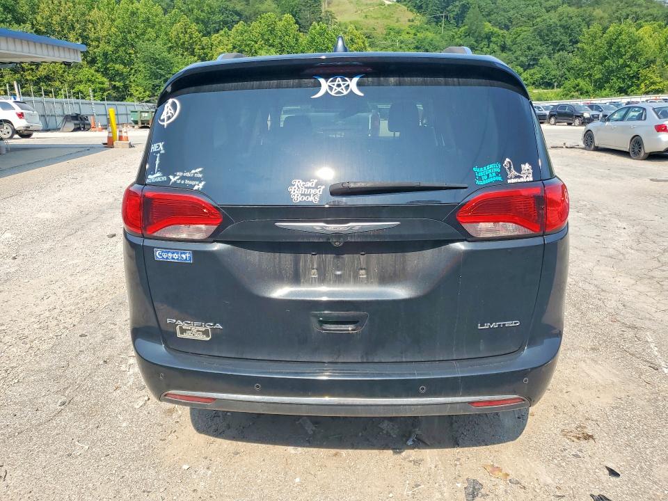 60492096 :رقم المزاد ، 2C4RC1GG9HR500974 vin ، 2017 Chrysler Pacifica مزاد بيع
