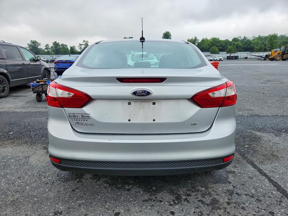 2014 Ford Focus მანქანა იყიდება აუქციონზე, vin: 1FADP3F29EL215590, აუქციონის ნომერი: 60171626