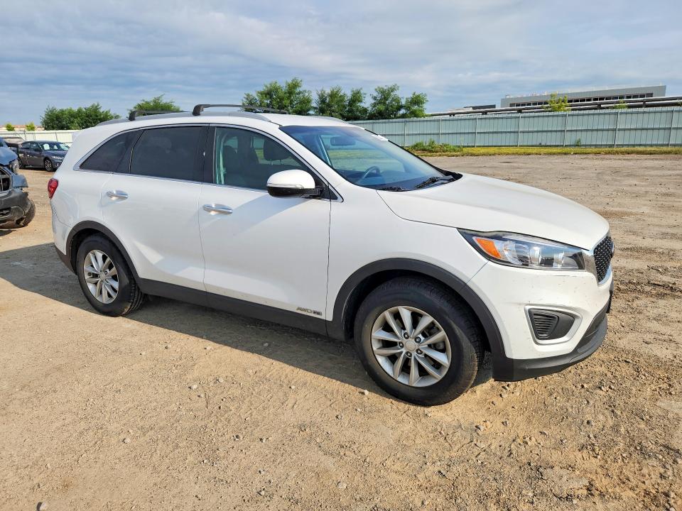 62236246 :رقم المزاد ، 5XYPGDA52HG209676 vin ، 2017 Kia Sorento مزاد بيع