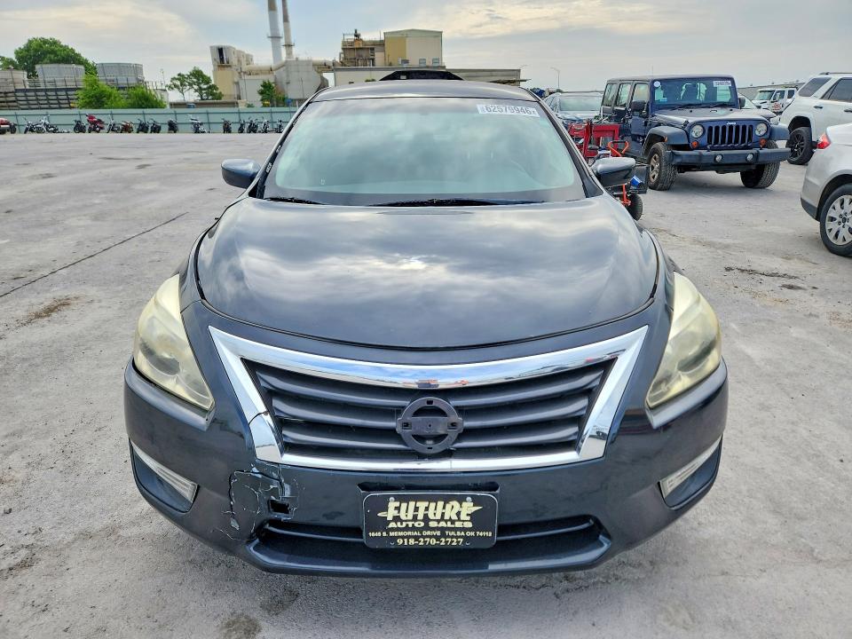 2014 Nissan Altima მანქანა იყიდება აუქციონზე, vin: 1N4AL3AP2EN370438, აუქციონის ნომერი: 62579946
