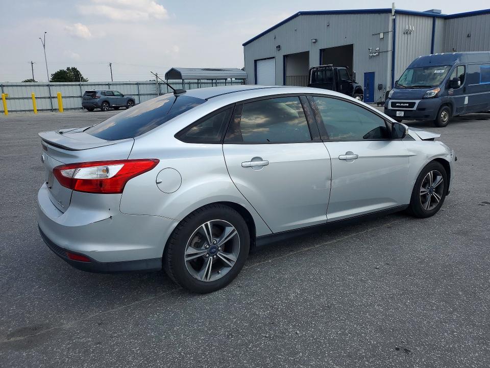 61305626 :رقم المزاد ، 1FADP3F22EL227080 vin ، 2014 Ford Focus مزاد بيع