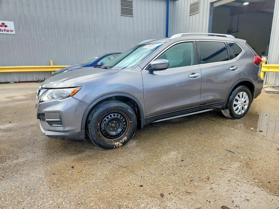 Продаж на аукціоні авто 2017 Nissan Rogue, vin: KNMAT2MT4HP518983, номер лоту: 62143476