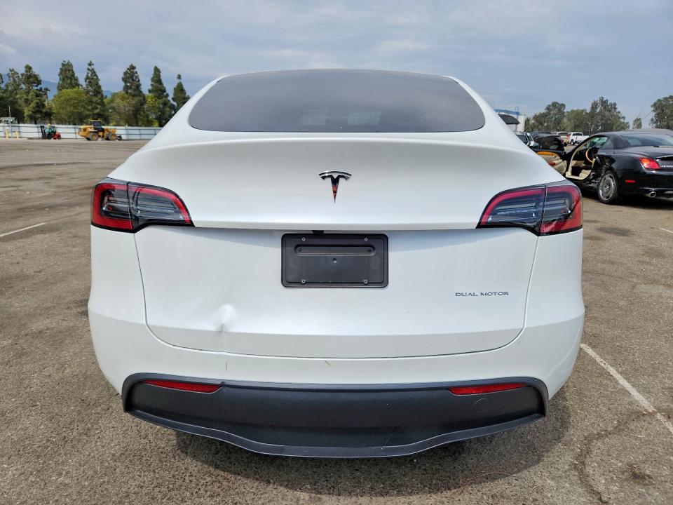 Продаж на аукціоні авто 2024 Tesla Model Y, vin: 7SAYGDEEXRF167266, номер лоту: 61055446