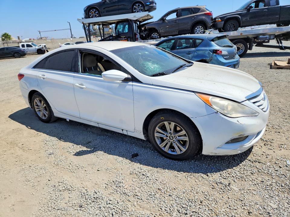 61344926 :رقم المزاد ، 5NPEB4AC5DH710472 vin ، 2013 Hyundai Sonata مزاد بيع