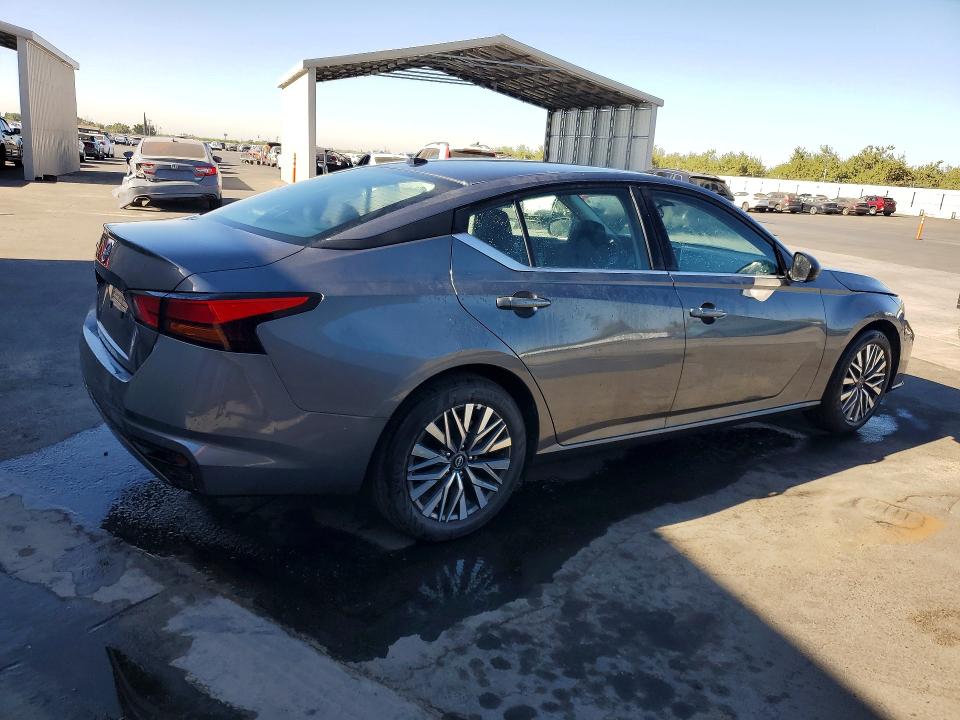 2026 Nissan Altima მანქანა იყიდება აუქციონზე, vin: 1N4BL4DV2TN323217, აუქციონის ნომერი: 62878756