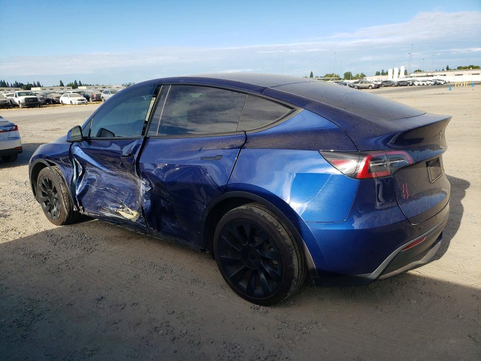 61624496 :رقم المزاد ، 7SAYGDEE4PF637370 vin ، 2023 Tesla Model Y مزاد بيع