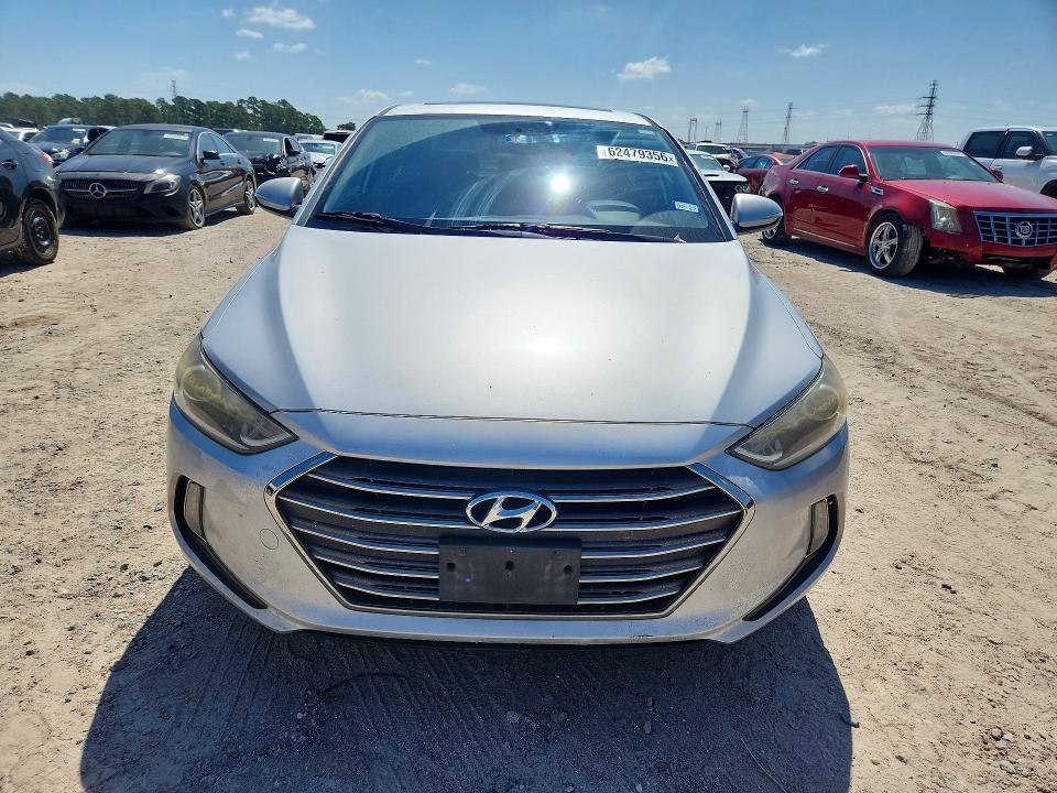 2017 Hyundai Elantra მანქანა იყიდება აუქციონზე, vin: KMHD84LF4HU260208, აუქციონის ნომერი: 62479356