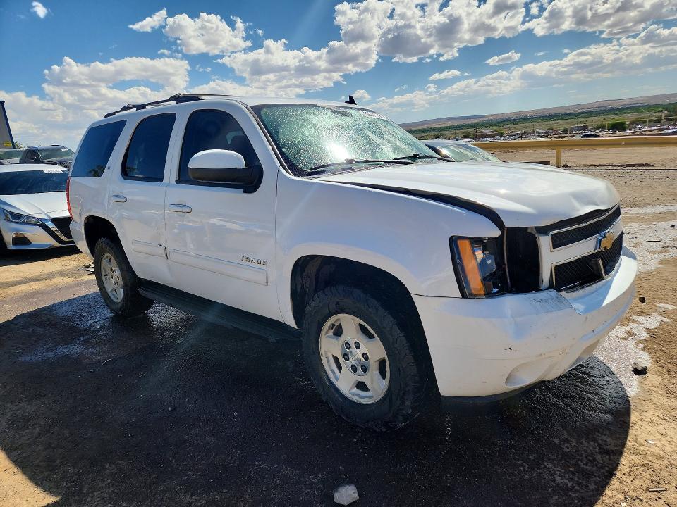 59361656 :رقم المزاد ، 1GNSKBE06BR245575 vin ، 2011 Chevrolet Tahoe مزاد بيع