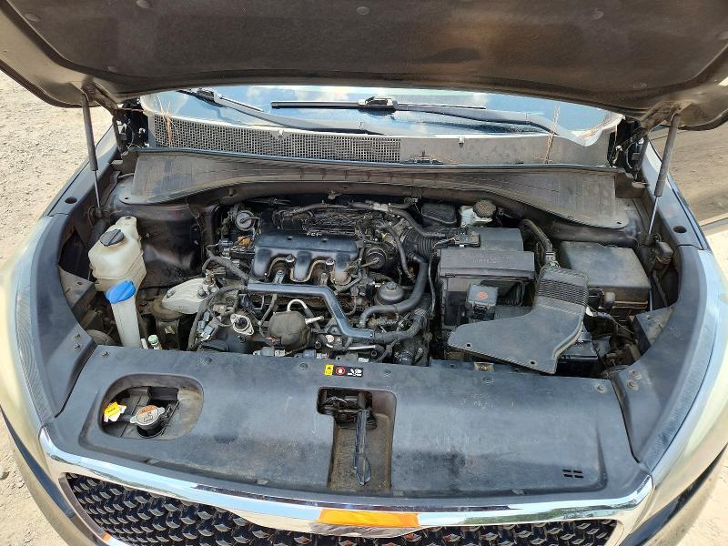 2017 Kia Sorento მანქანა იყიდება აუქციონზე, vin: 5XYPH4A51HG253441, აუქციონის ნომერი: 63697026