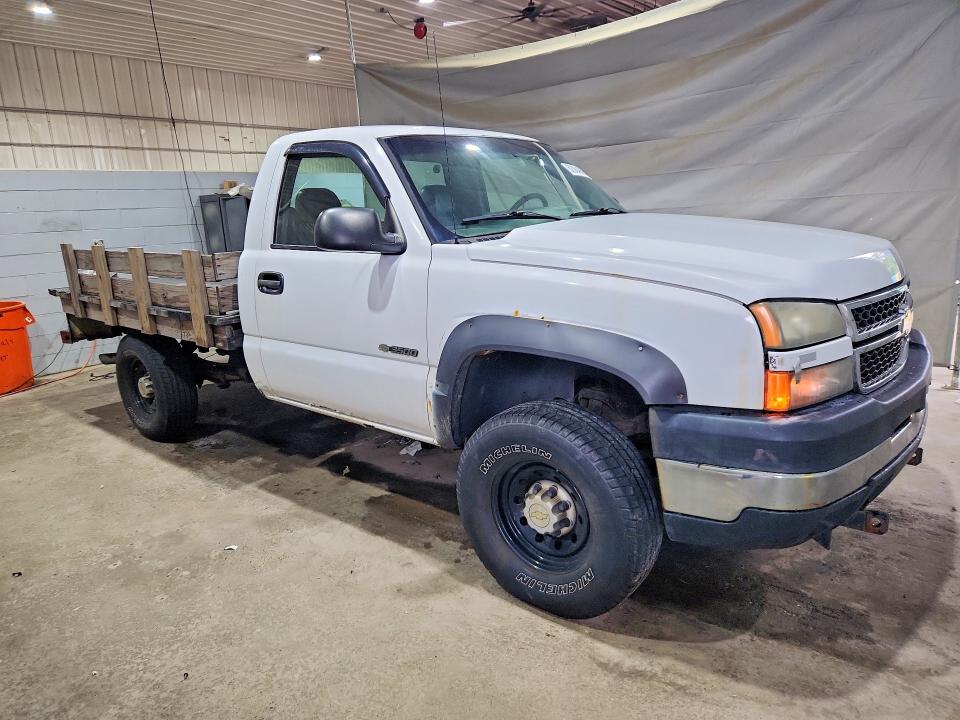 62004856 :رقم المزاد ، 1GBHK34U86E133214 vin ، 2006 Chevrolet Silverado مزاد بيع