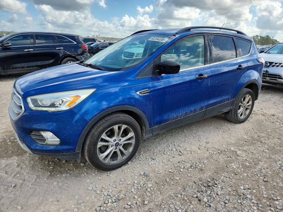 2017 Ford Escape მანქანა იყიდება აუქციონზე, vin: 1FMCU0GD2HUE05786, აუქციონის ნომერი: 60204336