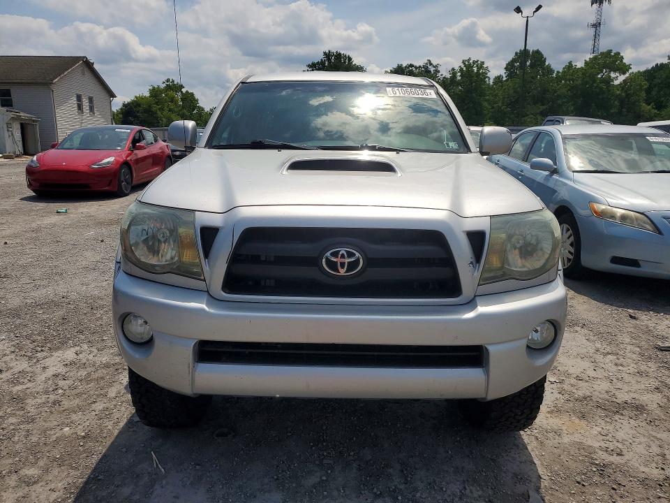 2010 Toyota Tacoma მანქანა იყიდება აუქციონზე, vin: 5TELU4EN8AZ721147, აუქციონის ნომერი: 61066036