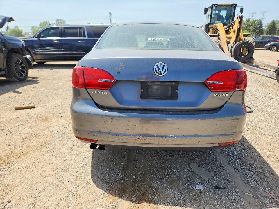 58196556 :رقم المزاد ، 3VWDX7AJ6BM359332 vin ، 2011 Volkswagen Jetta مزاد بيع