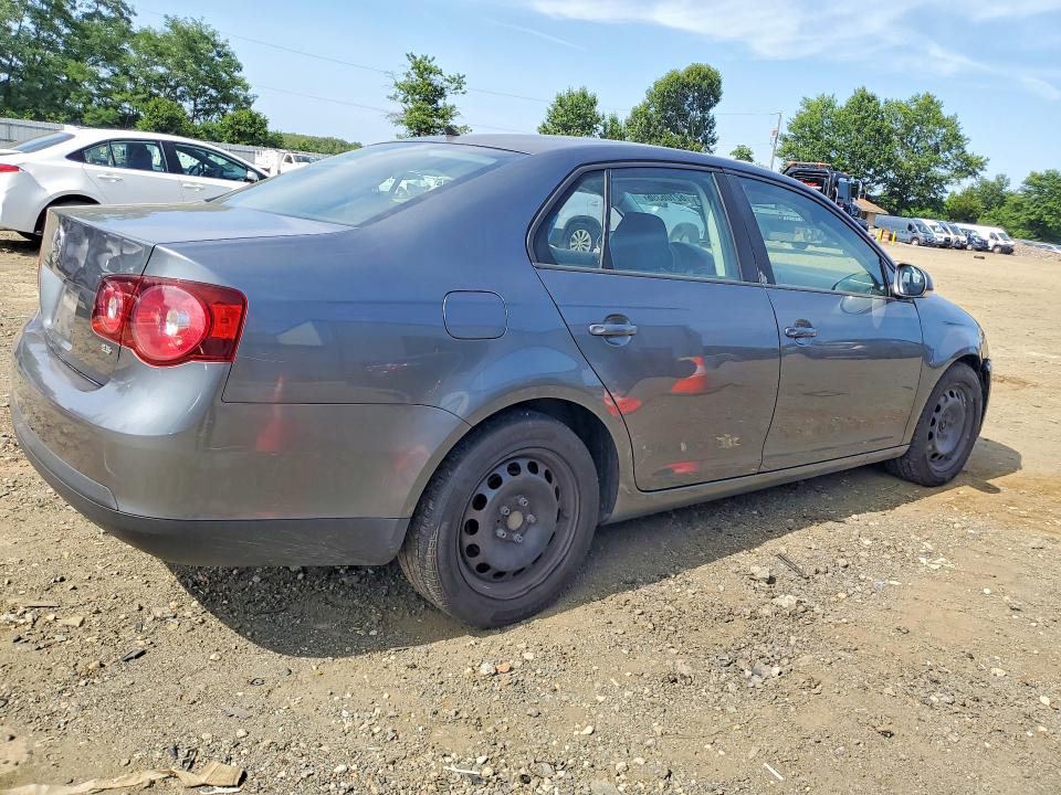 62106396 :رقم المزاد ، 3VWJZ7AJ4AM001867 vin ، 2010 Volkswagen Jetta مزاد بيع