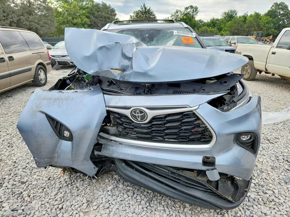 Продаж на аукціоні авто 2021 Toyota Highlander, vin: 5TDHZRAH3MS065431, номер лоту: 60488976