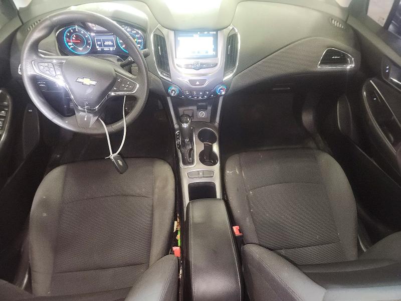 59680246 :رقم المزاد ، 1G1BE5SM9H7147999 vin ، 2017 Chevrolet Cruze مزاد بيع
