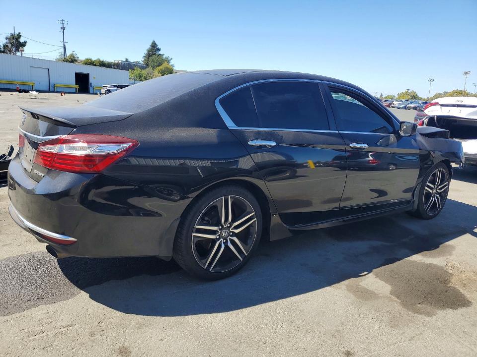 Продажа на аукционе авто 2016 Honda Accord, vin: 1HGCR2F52GA198376, номер лота: 60835626