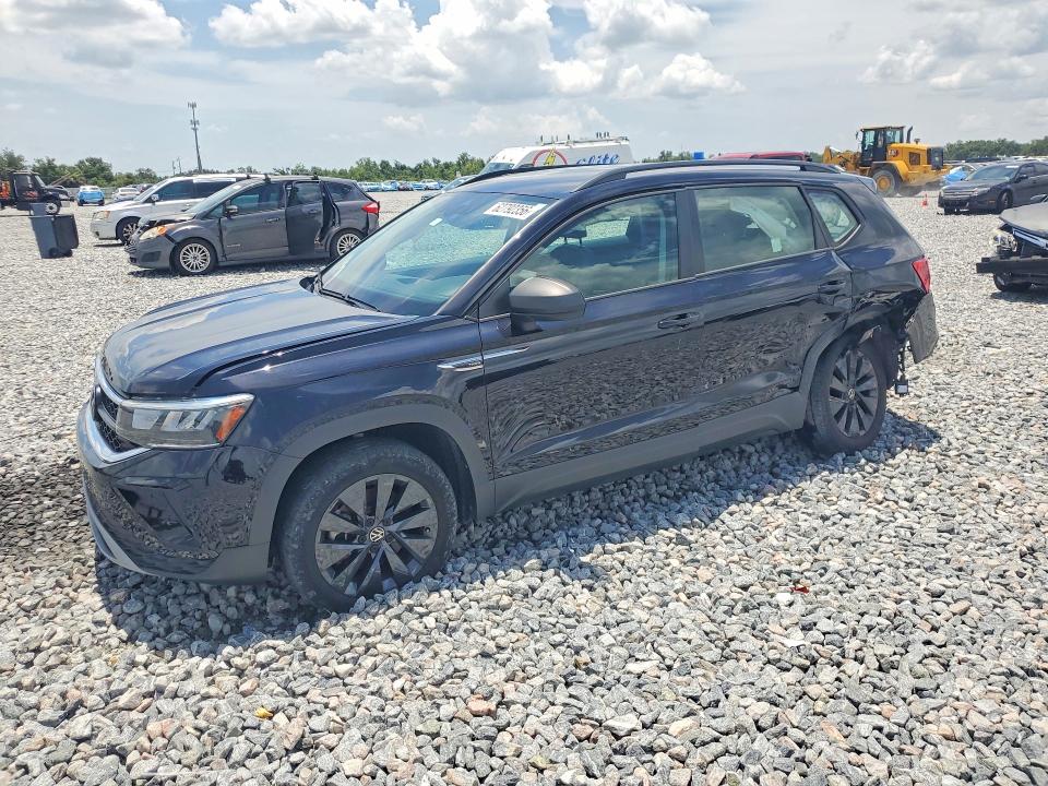 62792356 :رقم المزاد ، 3VV5X7B22RM089834 vin ، 2024 Volkswagen Taos مزاد بيع