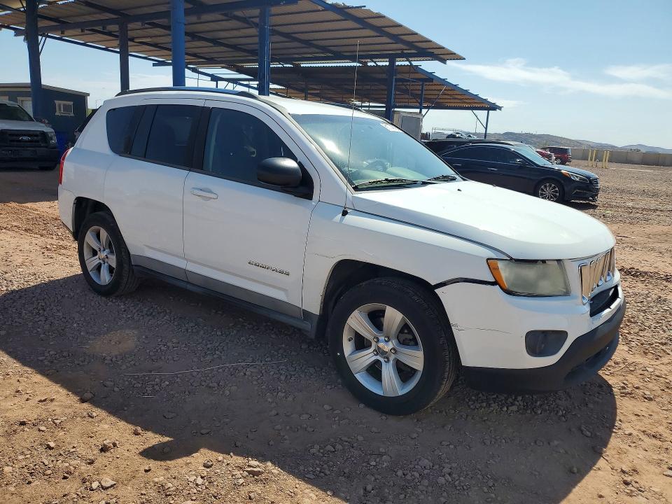 2011 Jeep Compass მანქანა იყიდება აუქციონზე, vin: 1J4NT1FA0BD137674, აუქციონის ნომერი: 61774616