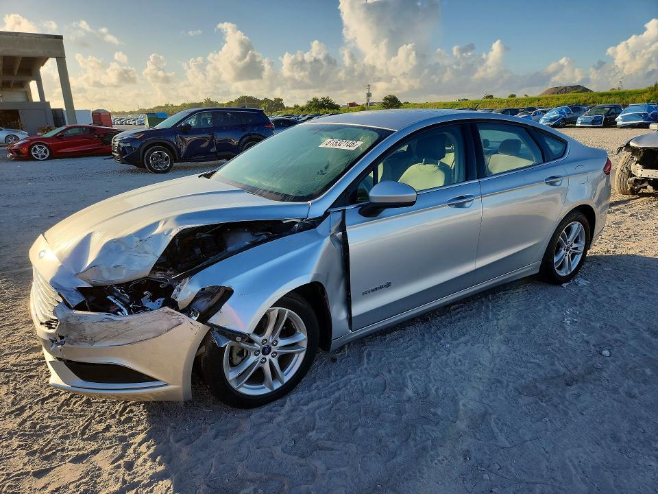 Auction sale of the 2018 Ford Fusion, vin: 3FA6P0LU1JR200896, lot number: 61532146