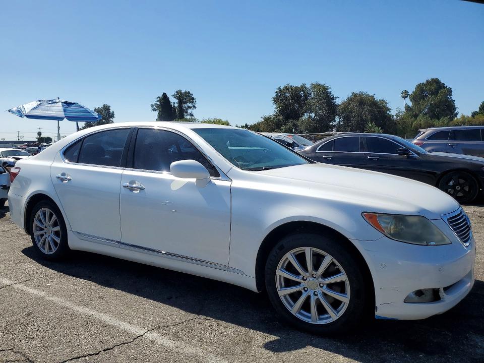 Продажа на аукционе авто 2007 Lexus Ls, vin: JTHBL46FX75040410, номер лота: 61355996