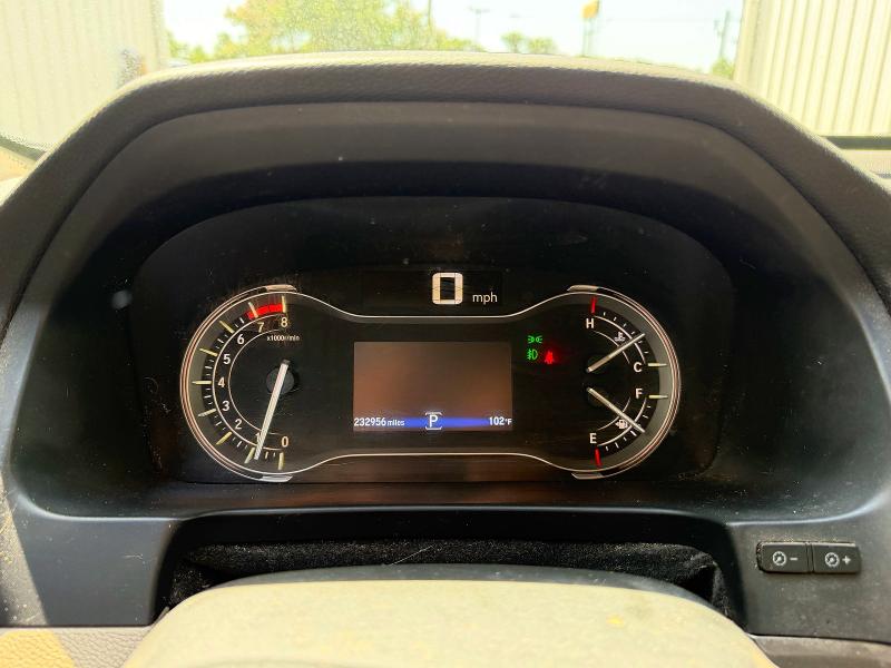 60892726 :رقم المزاد ، 5FNYF5H57GB007571 vin ، 2016 Honda Pilot مزاد بيع