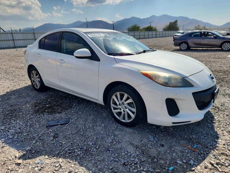 63201496 :رقم المزاد ، JM1BL1W76C1645261 vin ، 2012 Mazda 3 مزاد بيع