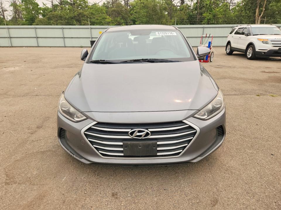 2018 Hyundai Elantra მანქანა იყიდება აუქციონზე, vin: KMHD74LF6JU575195, აუქციონის ნომერი: 61326116