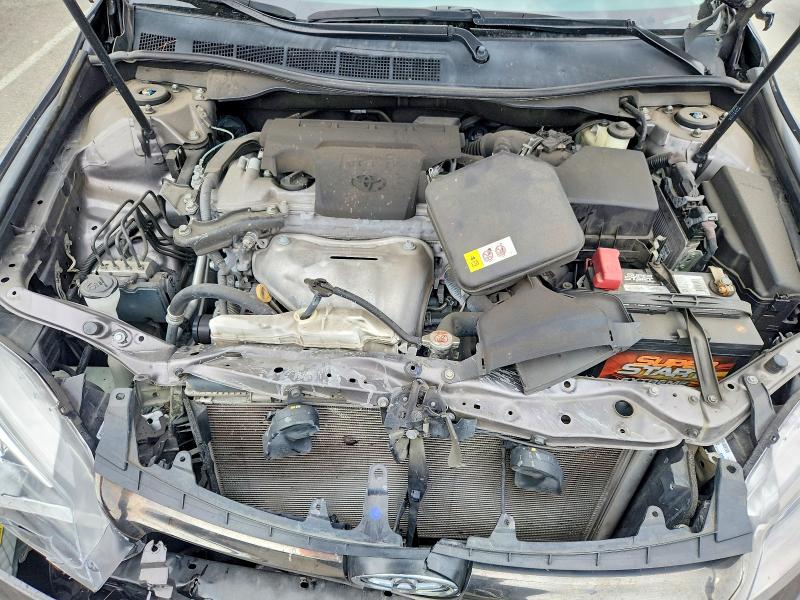 61886476 :رقم المزاد ، 4T1BF1FK2HU624050 vin ، 2017 Toyota Camry مزاد بيع