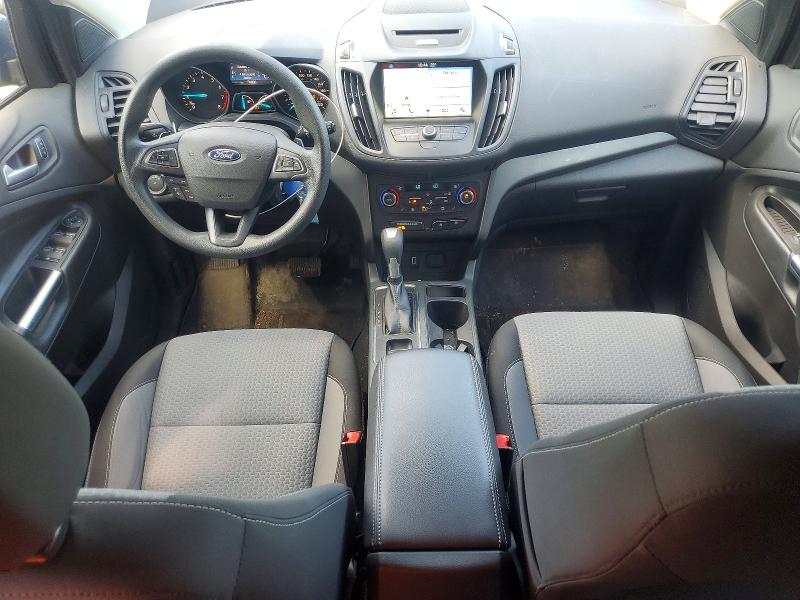 60629986 :رقم المزاد ، 1FMCU0GD8HUB68835 vin ، 2017 Ford Escape مزاد بيع