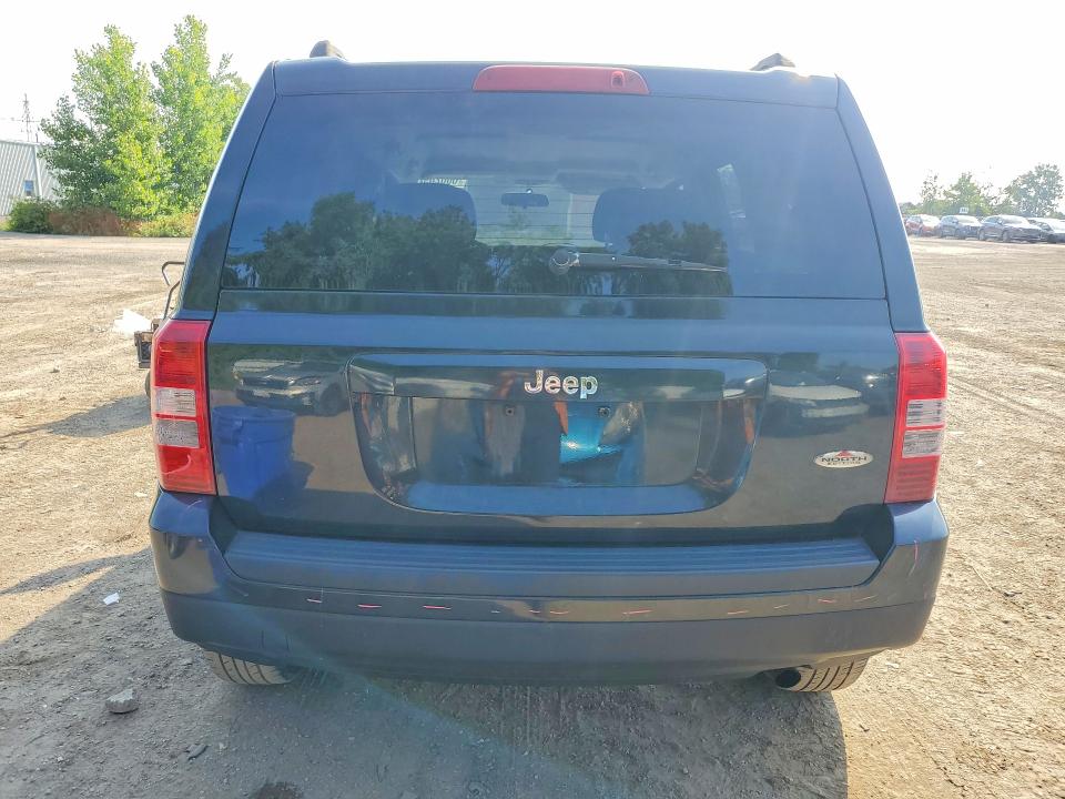 60028926 :رقم المزاد ، 1J4NT2GBXBD104551 vin ، 2011 Jeep Patriot مزاد بيع