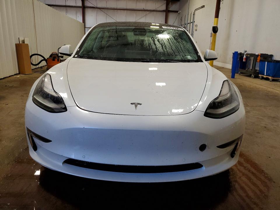 Продаж на аукціоні авто 2022 Tesla Model 3, vin: 5YJ3E1EA6NF371114, номер лоту: 62583776