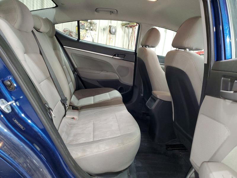 61031736 :رقم المزاد ، 5NPD84LF3HH107432 vin ، 2017 Hyundai Elantra مزاد بيع