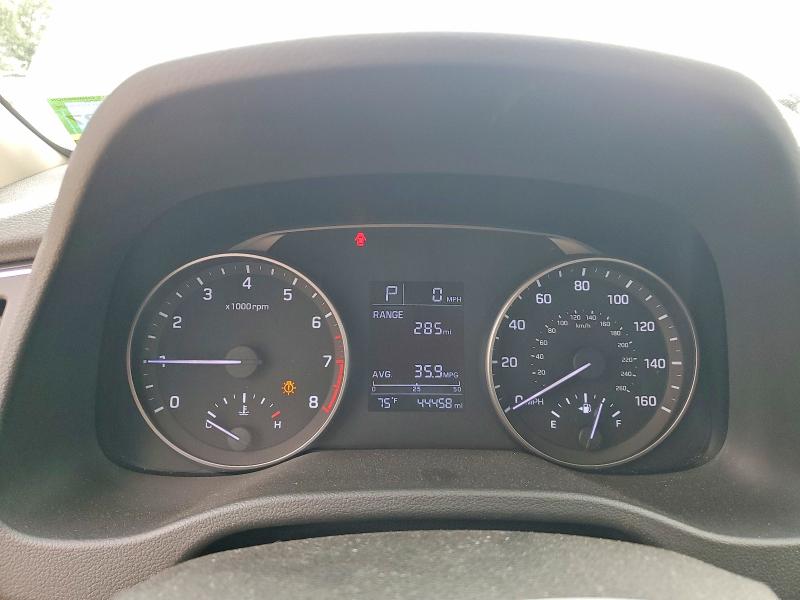 63219206 :رقم المزاد ، 5NPD84LF6HH022665 vin ، 2017 Hyundai Elantra مزاد بيع