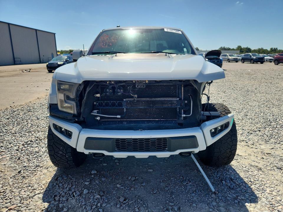 61607506 :رقم المزاد ، 1FTFW1RG9HFC81402 vin ، 2017 Ford F150 مزاد بيع