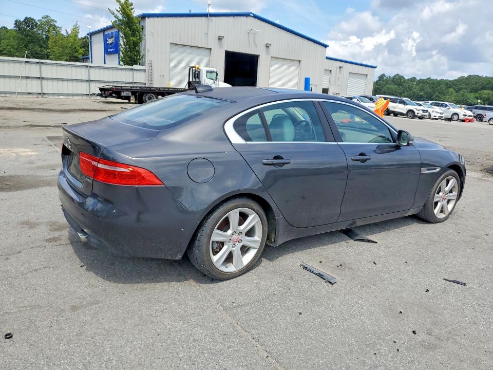 Продажа на аукционе авто 2017 Jaguar Xe, vin: SAJAE4BG2HA947183, номер лота: 60117816