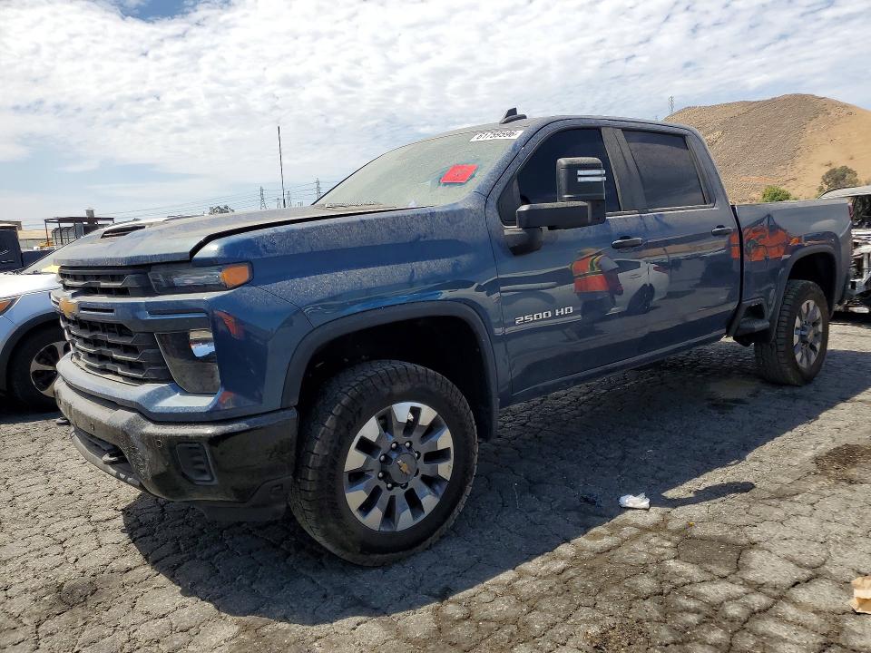 Продажа на аукционе авто 2025 Chevrolet Silverado, vin: 2GC4AMEY2S1117669, номер лота: 61759596