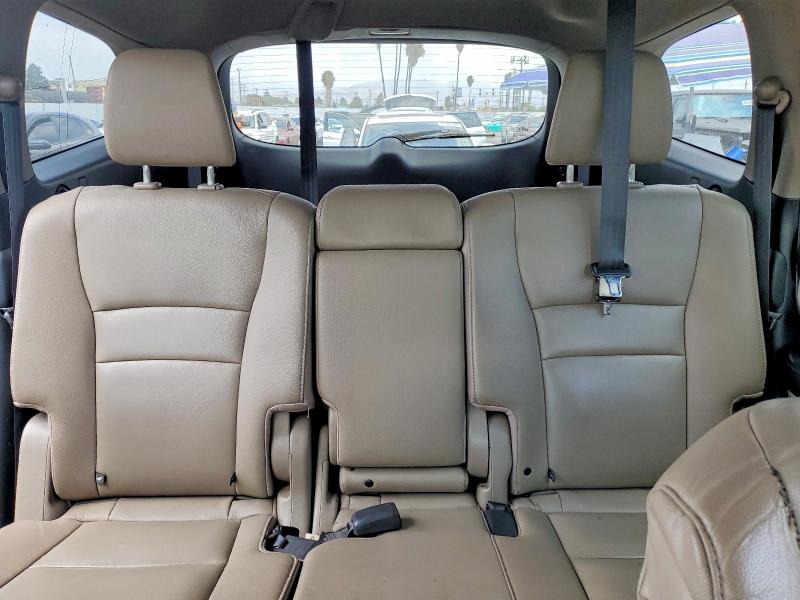 Продаж на аукціоні авто 2016 Honda Pilot, vin: 5FNYF6H55GB126774, номер лоту: 59724126