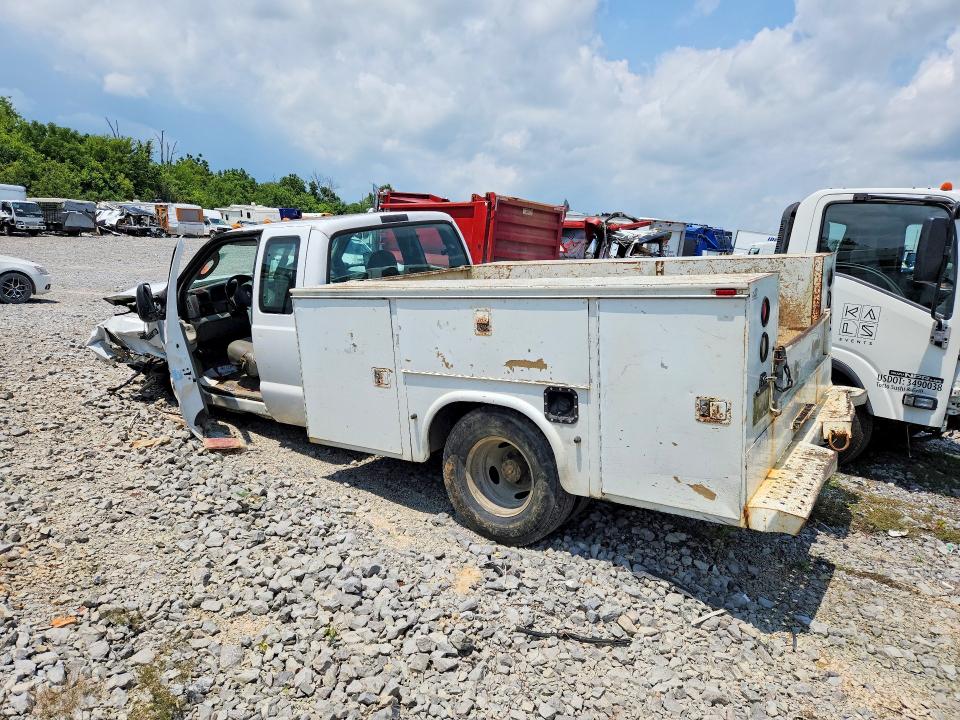 2004 Ford F350 მანქანა იყიდება აუქციონზე, vin: 1FDWX36P04EC38155, აუქციონის ნომერი: 62461556