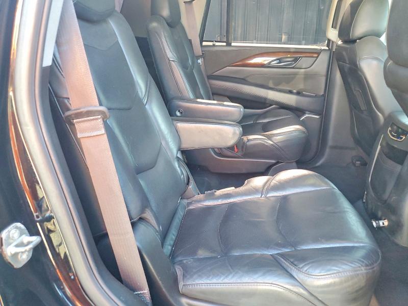 60944376 :رقم المزاد ، 1GYS4BKJ9HR123795 vin ، 2017 Cadillac Escalade مزاد بيع