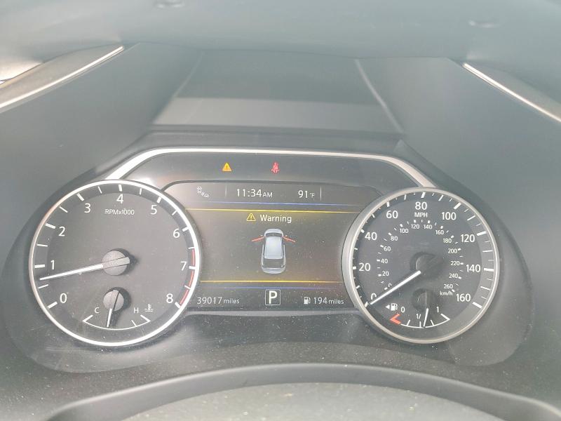 63037706 :رقم المزاد ، 5N1AZ2MG8JN162472 vin ، 2018 Nissan Murano مزاد بيع