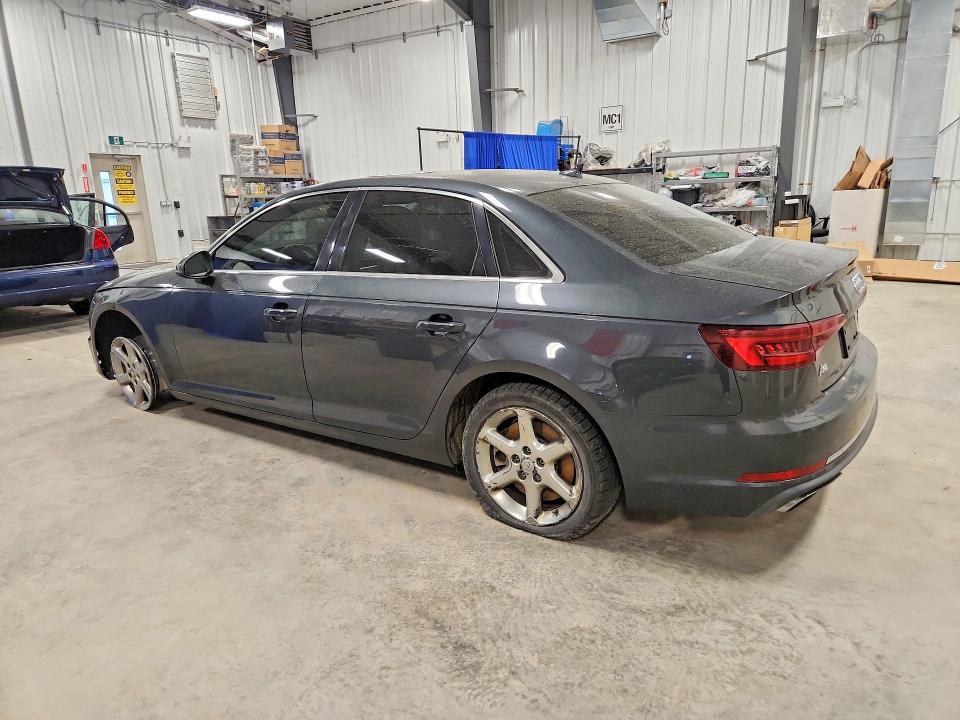 61437256 :رقم المزاد ، WAUANAF46KN010296 vin ، 2019 Audi A4 مزاد بيع