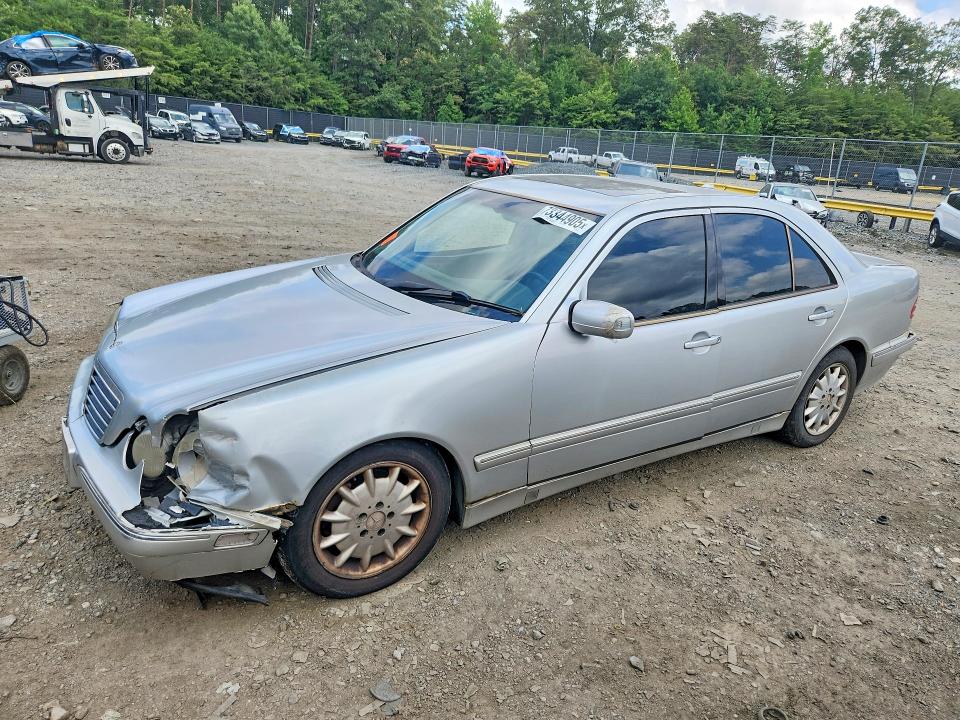 2001 Mercedes-benz E მანქანა იყიდება აუქციონზე, vin: WDBJF65J91B337925, აუქციონის ნომერი: 73344905