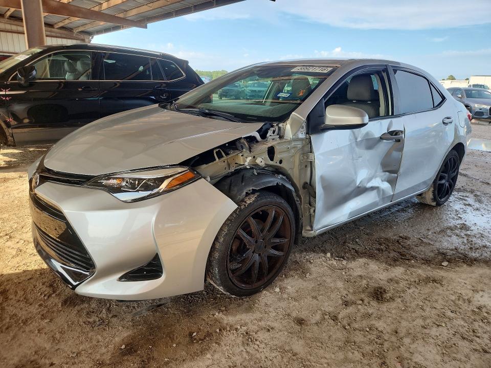 Auction sale of the 2017 Toyota Corolla, vin: 5YFBURHE4HP599701, lot number: 59921716