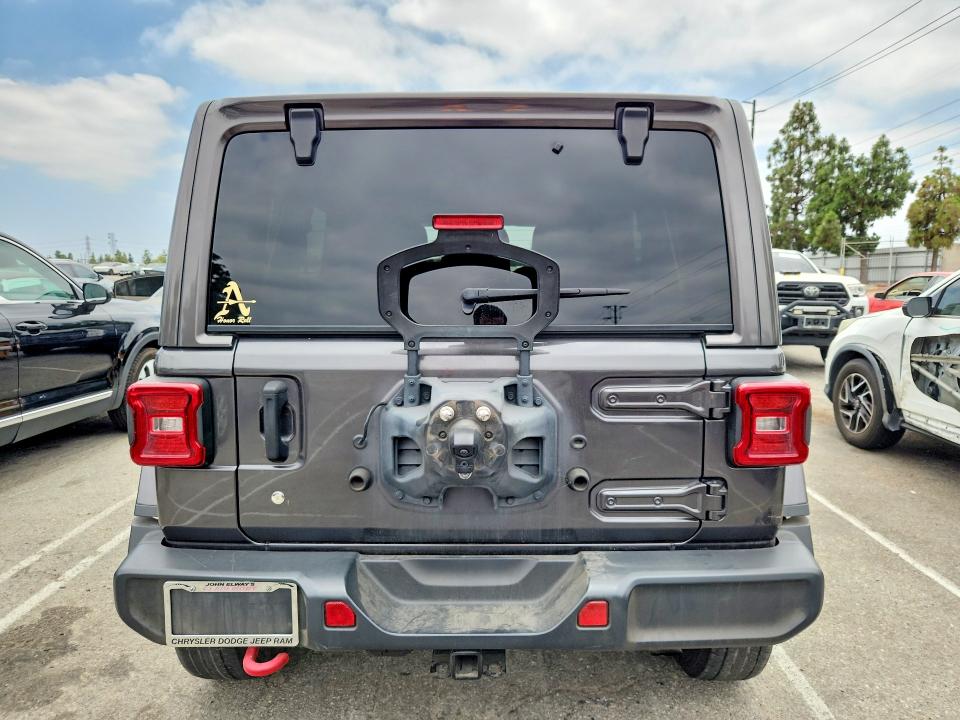 2020 Jeep Wrangler Unlimited მანქანა იყიდება აუქციონზე, vin: 1C4HJXFN2LW111128, აუქციონის ნომერი: 58556966