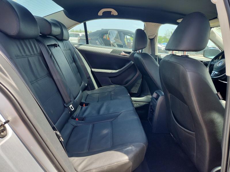 60990156 :رقم المزاد ، 3VWLL7AJ4CM082964 vin ، 2012 Volkswagen Jetta مزاد بيع
