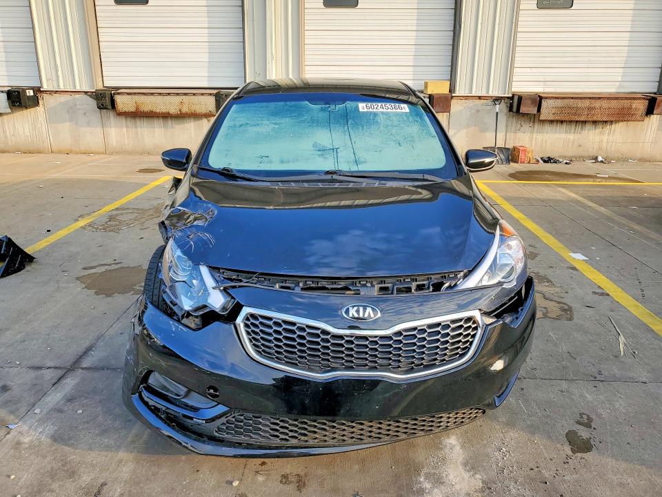 2015 Kia Forte მანქანა იყიდება აუქციონზე, vin: KNAFX4A81F5283356, აუქციონის ნომერი: 60245386