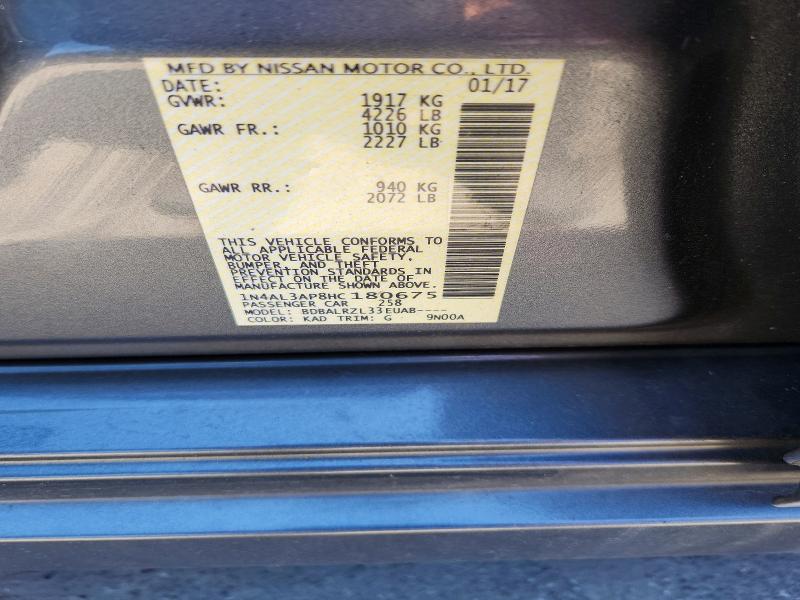 Продажа на аукционе авто 2017 Nissan Altima, vin: 1N4AL3AP8HC180675, номер лота: 62508146